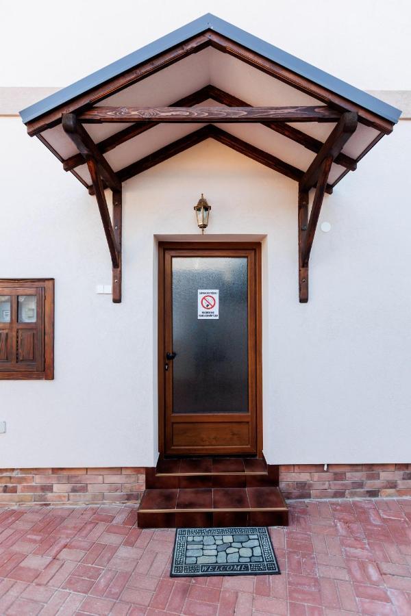 Kollar D Guest House - Prenociste Rooms Σουμπότικα Εξωτερικό φωτογραφία
