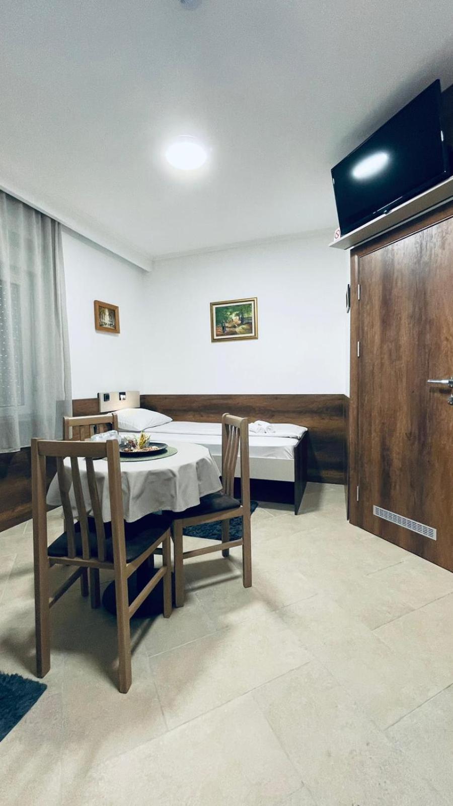 Kollar D Guest House - Prenociste Rooms Σουμπότικα Εξωτερικό φωτογραφία